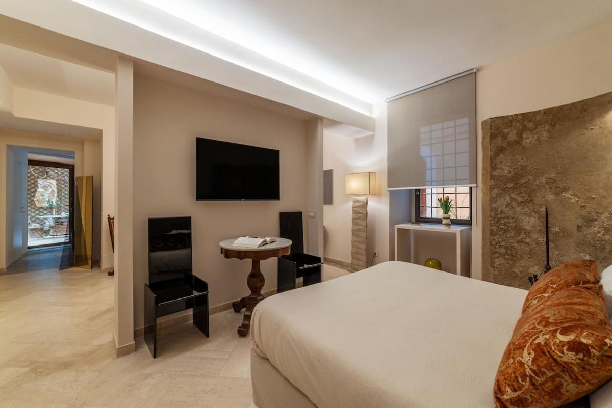 Apartment Sinopia Gallery - Sleep On Art *